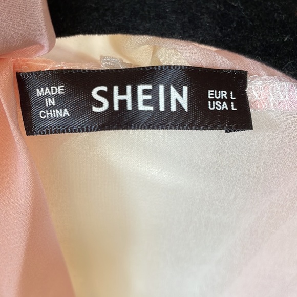 Rainbow Duster Robe! - Picture 3 of 3